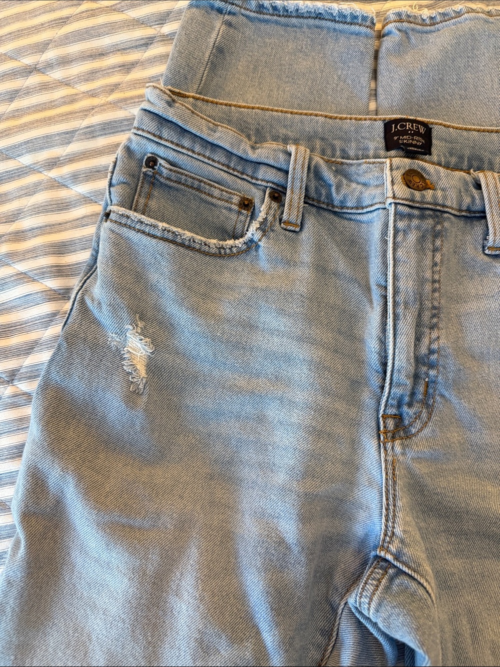 J. Crew Light Wash Mid Rise Skinny - Picture 3 of 3